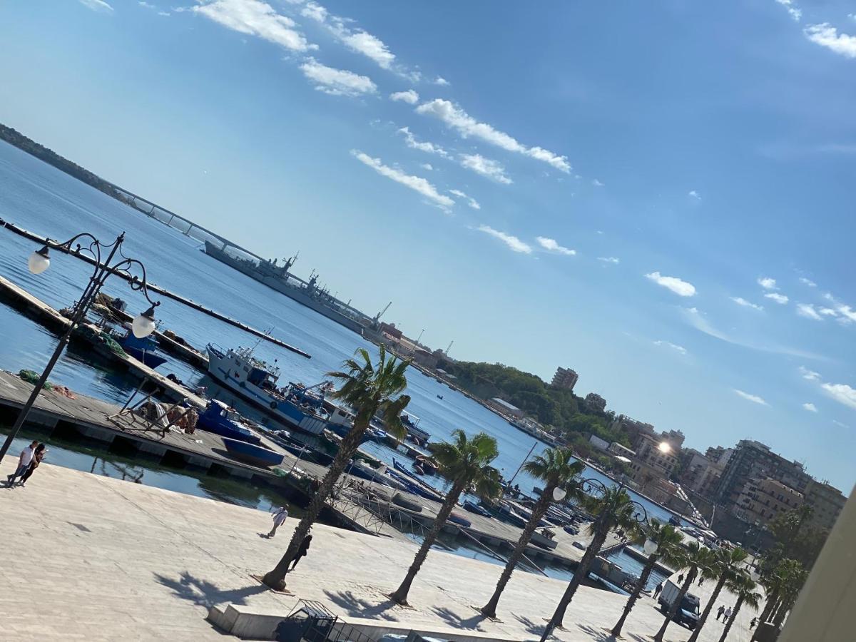 A-Mare Exclusive Rooms & Suites Taranto Exterior foto