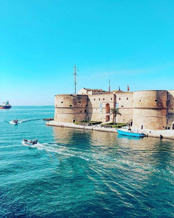 A-Mare Exclusive Rooms & Suites Taranto Exterior foto