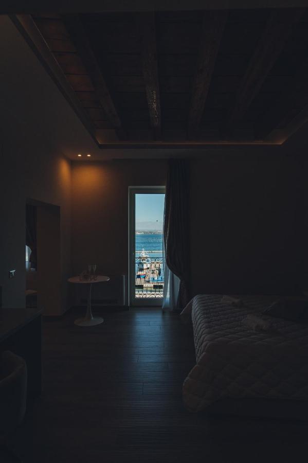 A-Mare Exclusive Rooms & Suites Taranto Exterior foto